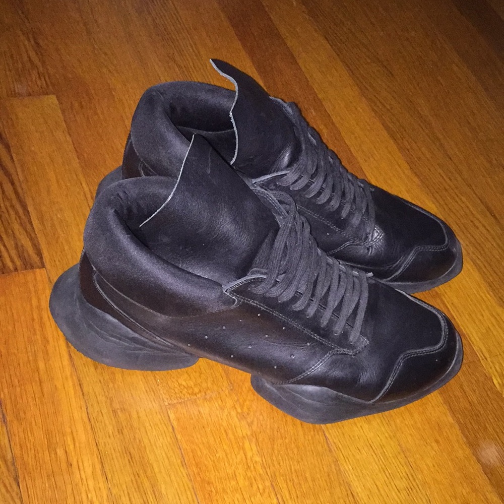 Rick Owens x Adidas Tech Runner Leather Black